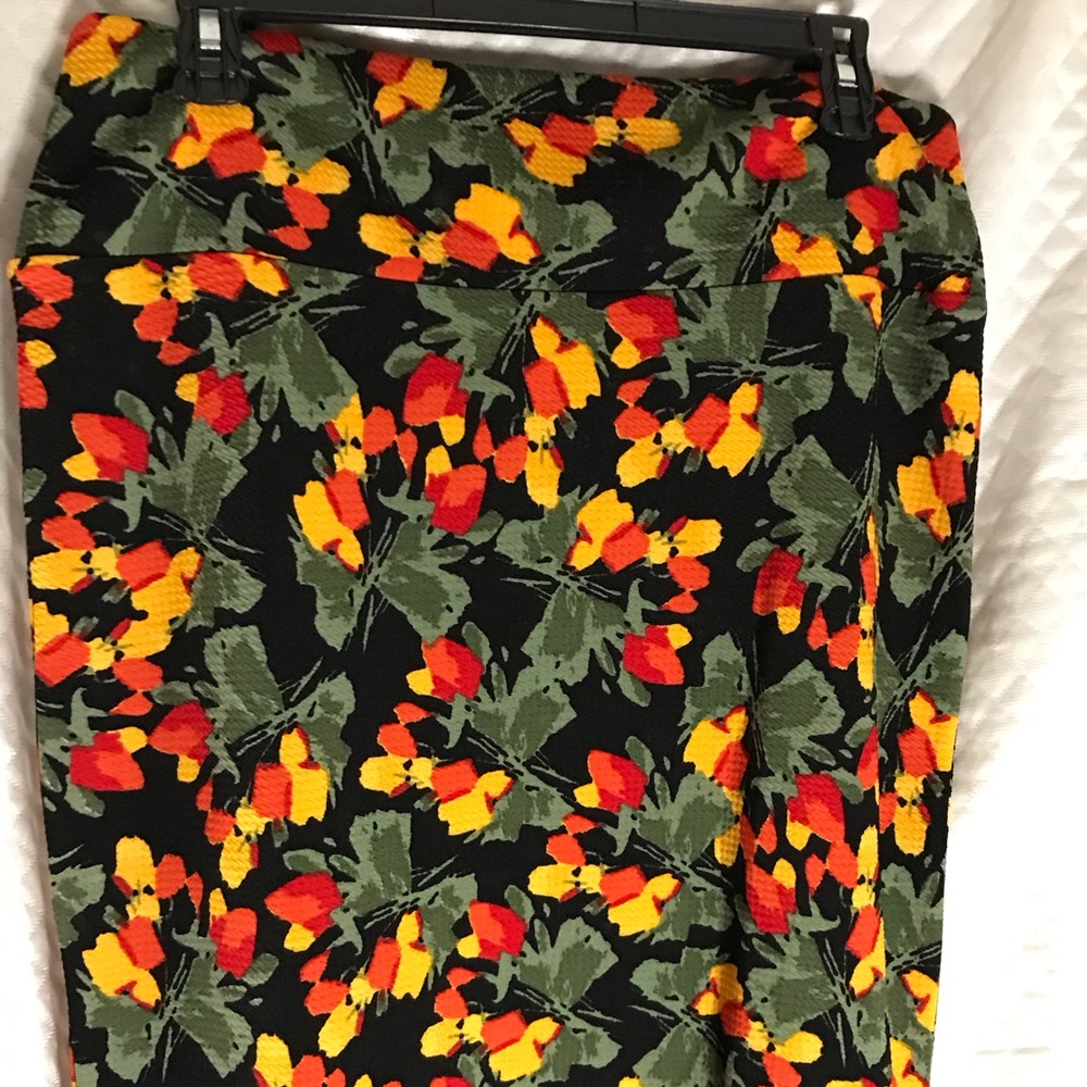 Lularoe Cassie skirt